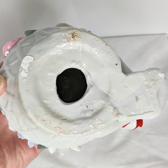 Easter Bunny with Porcelain Flowers Vintage - Picture 11 of 11